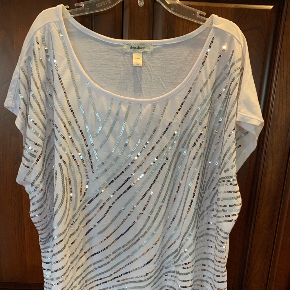 Dressbarn 3X silver-sequenced wht sleeveless top